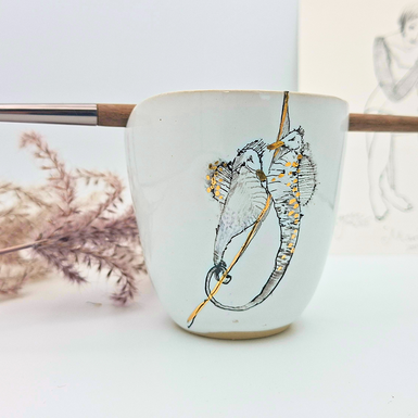 @antjehalterkeramik Pinselbecher Premium aus Keramik - goldveredelt Fayencemalerei Seepferd